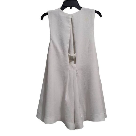 KENDALL + KYLIE Women's A-line Open Back Romper small - Picture 5 of 8